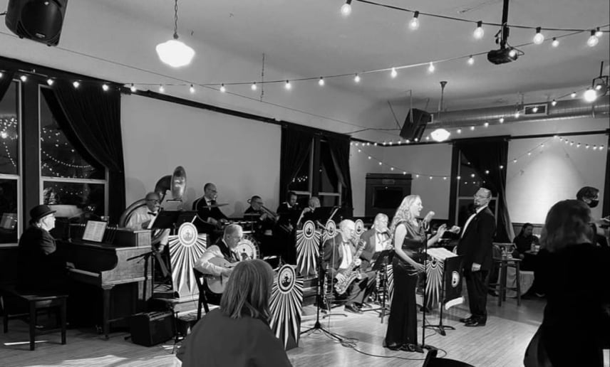 Gallery photo 8 of Ginger & the Tonics
