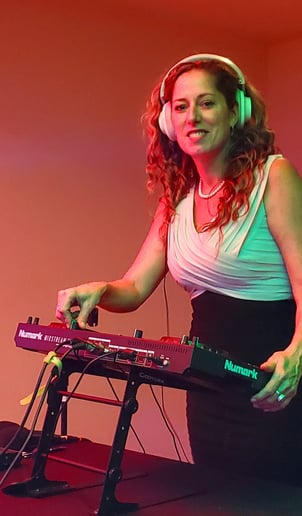 Gallery photo 3 of GirlOnWax Wedding & Event DJ's