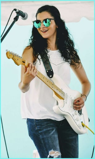 Gallery photo 1 of Giselle Tapia