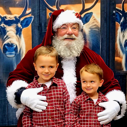 Gallery photo 5 of Give Like Santa
