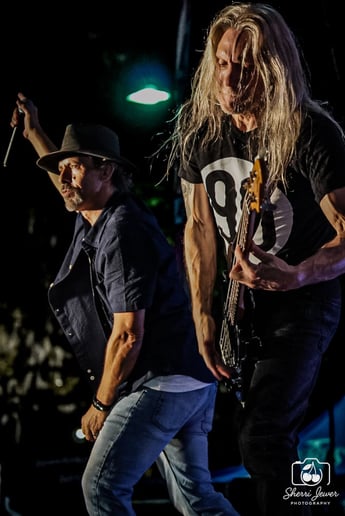 Gallery photo 2 of Given to Fly - The Pearl Jam Experience