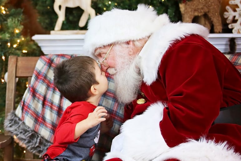Gallery photo 7 of Glass City Santa