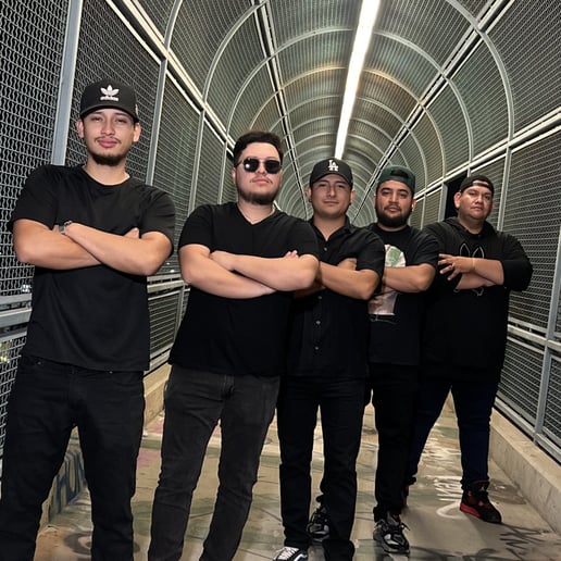 Gallery photo 1 of Grupo Los Cuervos