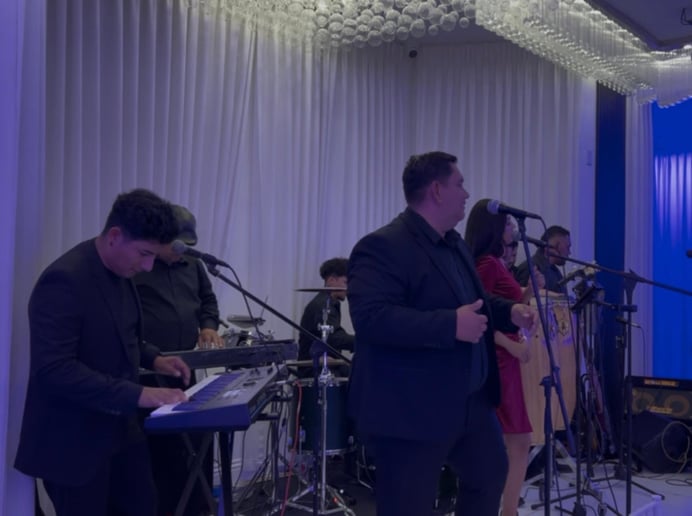 Gallery photo 3 of Grupo Los Cuervos