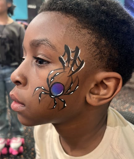 Gallery photo 4 of Gleam and Magic Face Painting