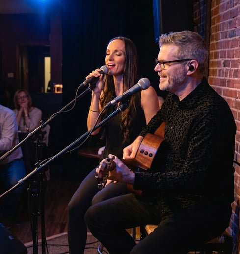 Gallery photo 10 of Glenn and Samee Acoustic Duo