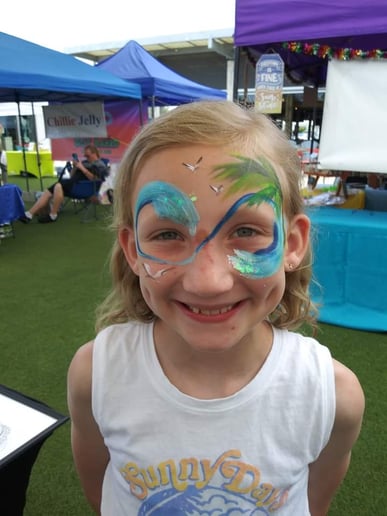 Gallery photo 7 of Glitter N Glitz