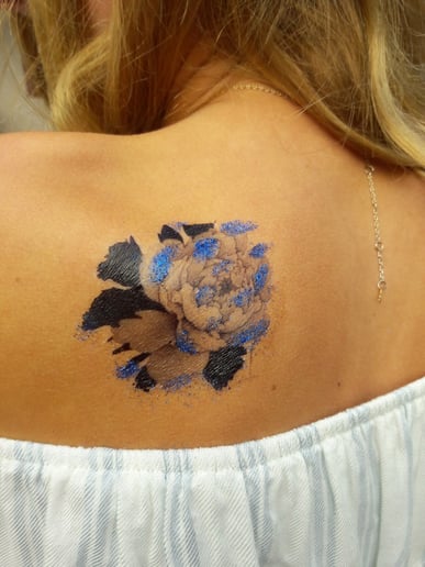 Gallery photo 9 of Glitter tattoos