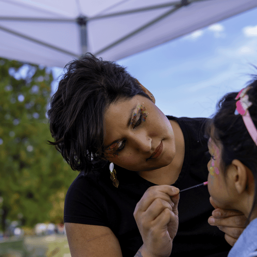 Gallery photo 1 of Glitterbug Face Painting