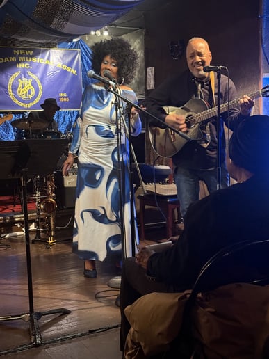 Gallery photo 7 of Gloria Anderson and Trio