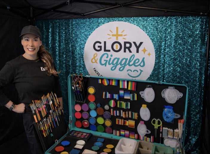 Gallery photo 5 of Glory & Giggles