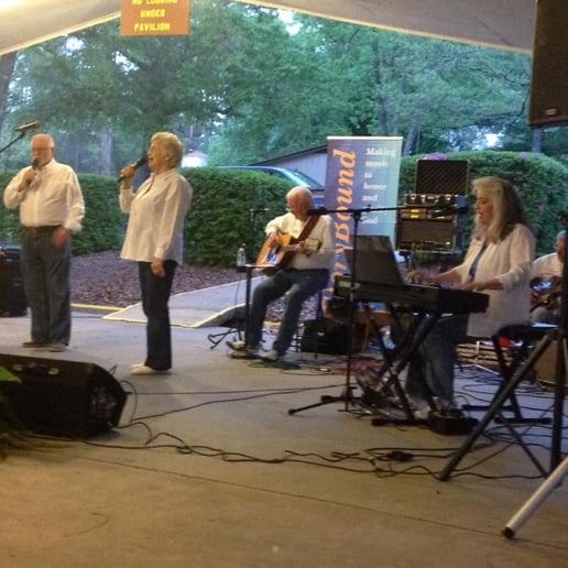 Gallery photo 3 of GloryBound Gospel Band