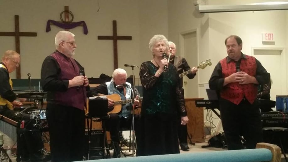Gallery photo 6 of GloryBound Gospel Band