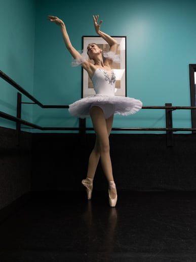 Gallery photo 1 of Glowing Ballerina