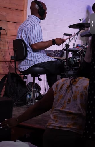 Gallery photo 4 of thomasthedrummer
