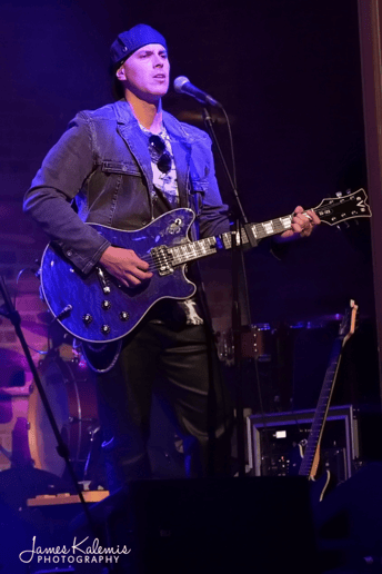 Gallery photo 8 of Go To Eleven