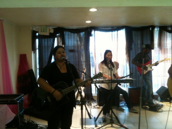 Gallery photo 1 of Redwood Worship
