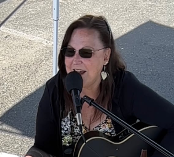 Gallery photo 4 of Margie Muzik
