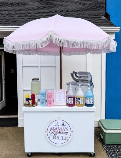 Gallery photo 3 of Golden Bites Mobile Treat Cart