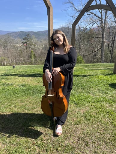 Gallery photo 5 of Anna Strings