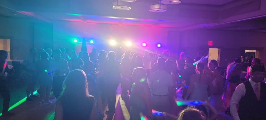 Gallery photo 5 of Golden Touch DJ Entertainment