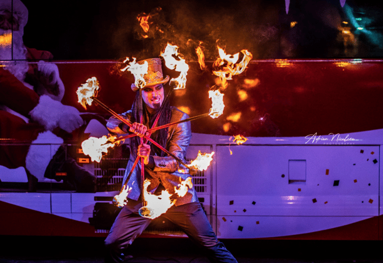 Gallery photo 5 of Golem Obsidian Fire and LED Performer