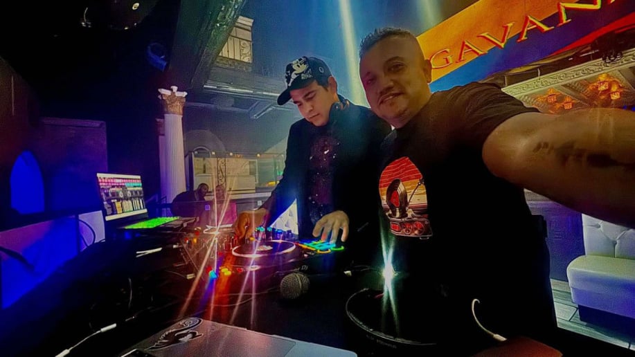 Gallery photo 3 of Nexiv DJ