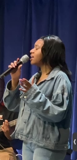Gallery photo 1 of Gospel/Wedding Singer