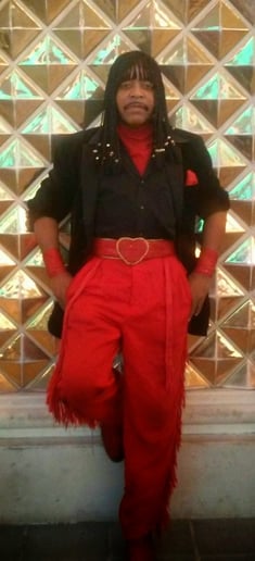 Gallery photo 1 of Gpentertainer