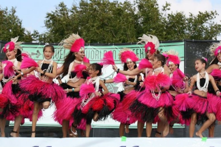 Gallery photo 17 of Grace Hula Dance Company