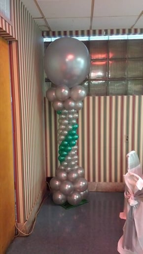 Gallery photo 9 of Gracie the Clown and Balloon Artistry