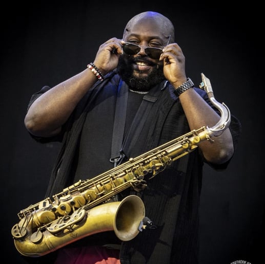 Gallery photo 4 of Grady LaRon