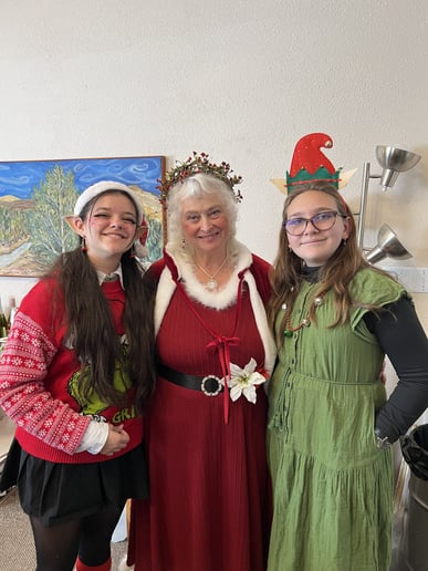 Gallery photo 6 of Grandmother Christmas