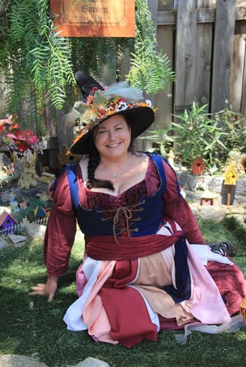 Gallery photo 5 of Merrie Claus