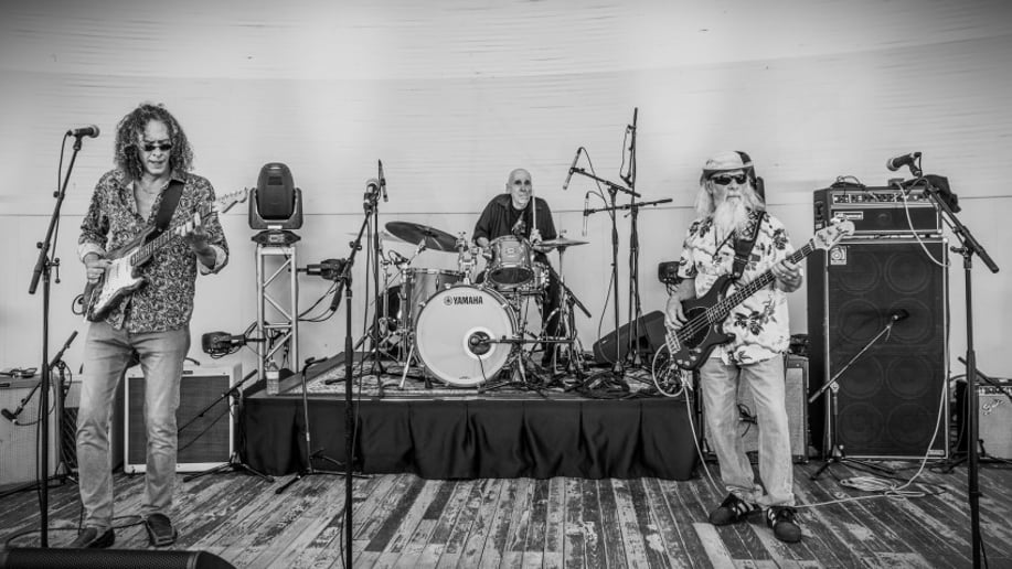 Gallery photo 2 of Grant Lyle & Brotherhood