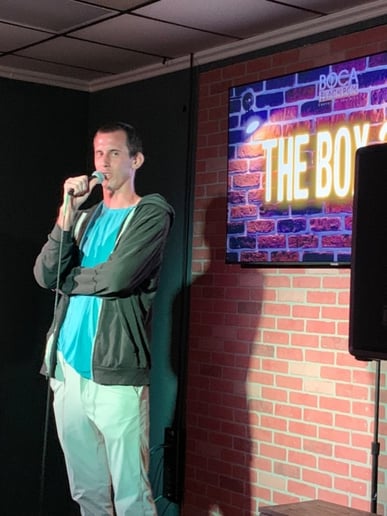 Gallery photo 10 of Grant Toliver- Tall Human Comedian