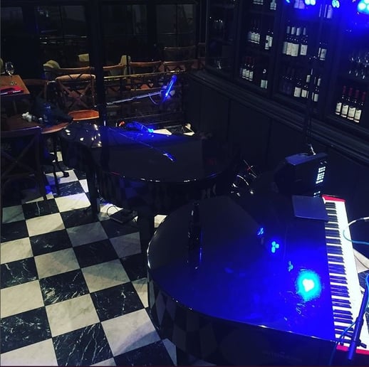 Gallery photo 3 of Great Canadian Dueling Pianos