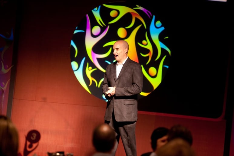 Gallery photo 4 of Greg Bennick - Keynote Entertainer