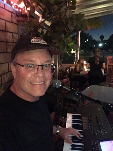 Gallery photo 1 of Gregg Live