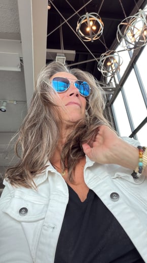 Gallery photo 1 of Groovy Broad