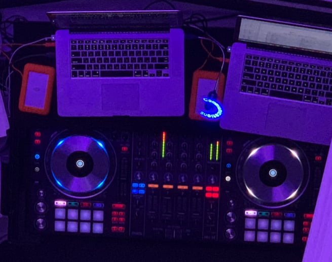 Gallery photo 66 of Groovy Sound Productions
