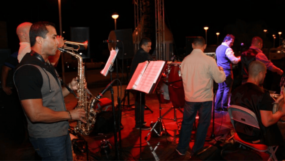 Gallery photo 7 of Viva La Banda