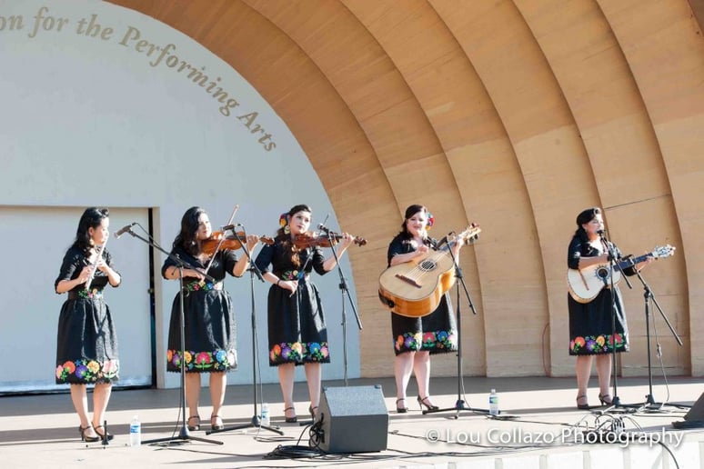 Gallery photo 8 of Grupo Bella