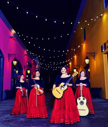 Gallery photo 5 of Grupo Bella