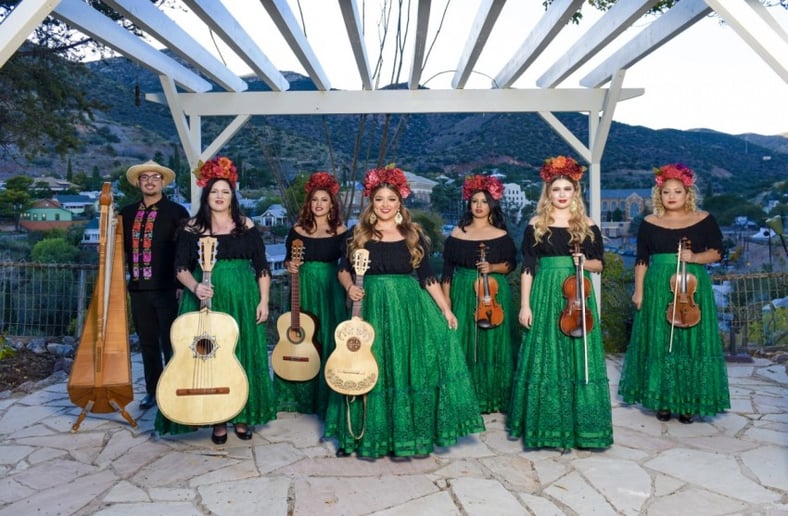 Gallery photo 30 of Grupo Bella