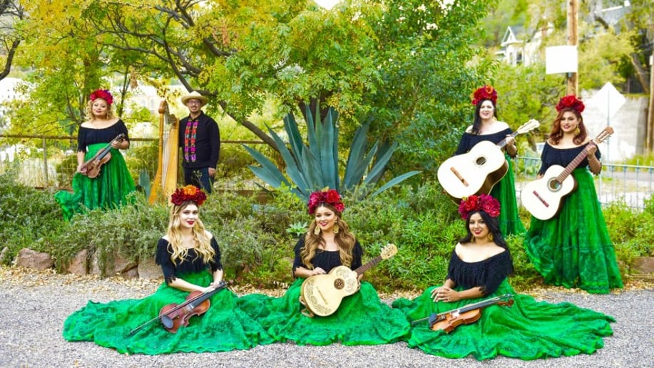 Gallery photo 34 of Grupo Bella