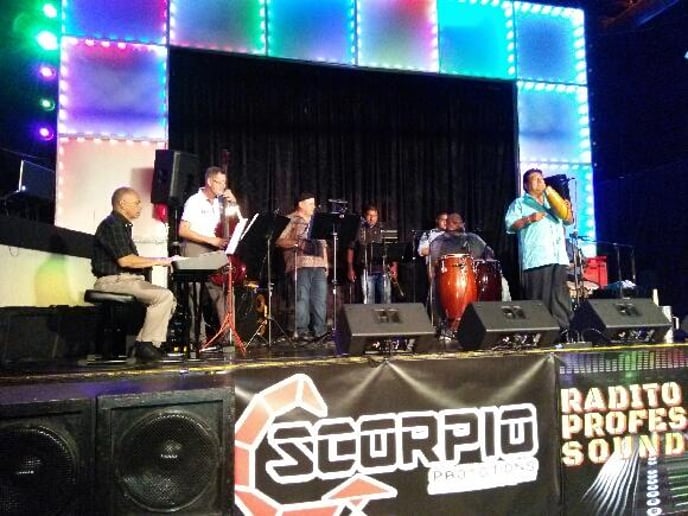 Gallery photo 2 of Grupo Djembe
