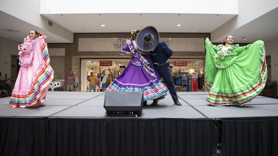 Gallery photo 4 of Grupo Folklorico de Bendiciones