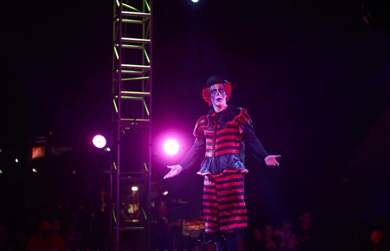 Gallery photo 7 of Kardboard the Clown
