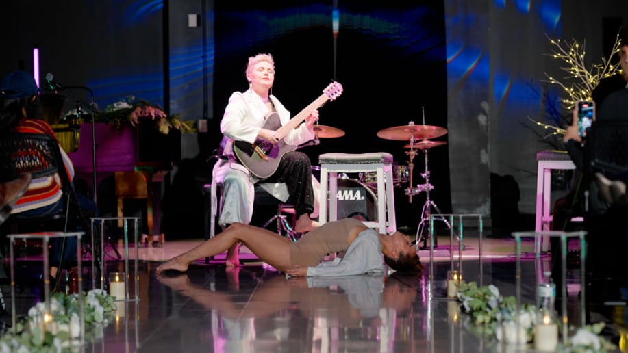 Gallery photo 8 of Guitar by Giselle - Live Elegant Music